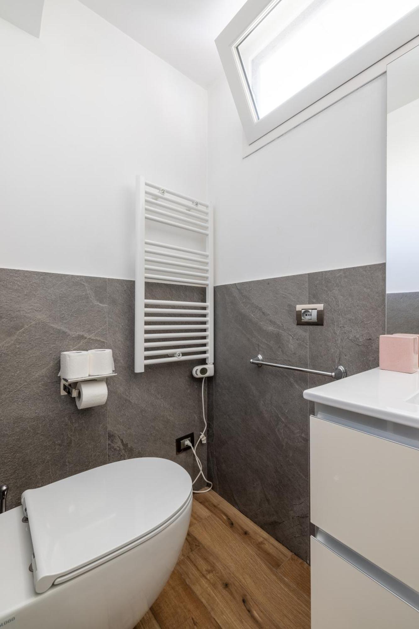 Quattro Fontane 4p - B&d Apts